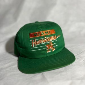 VTG MIAMI HURRICANES hat Front Row vintage and very rare 90’s